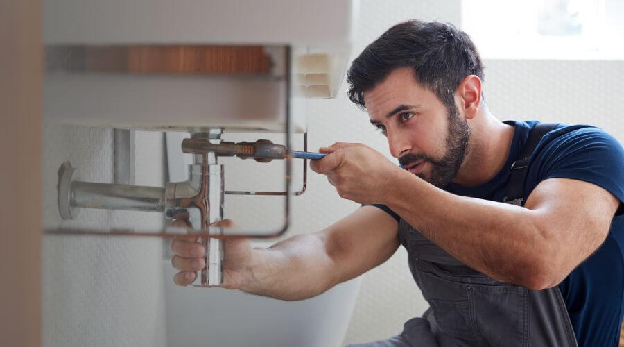 Faucet repair for sink in De Queen, AR